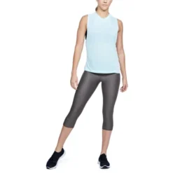 UNDER ARMOUR Women's HeatGear Armour Capri Leggings -Carhar Clothing Shop 2045254 004 alt4