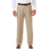 HAGGAR Men's Cool 18 Classic Fit Pleated Front Pant