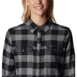COLUMBIA Women's Pine Street Stretch Flannel -Carhar Clothing Shop 2082021 001 alt5