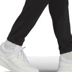 ADIDAS Men's Essentials Tapered Badge Of Sports Pants 10 ADIDAS Men's Essentials Tapered Badge Of Sports Pants -Carhar Clothing Shop 2084554 001 alt4