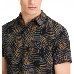VAN HEUSEN Men's Weekend Woven Short-Sleeve Shirt 7 VAN HEUSEN Men's Weekend Woven Short-Sleeve Shirt -Carhar Clothing Shop 2084699 001 alt2